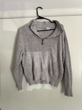 RD Style Light Gray Zip-Front Ribbed Sweater